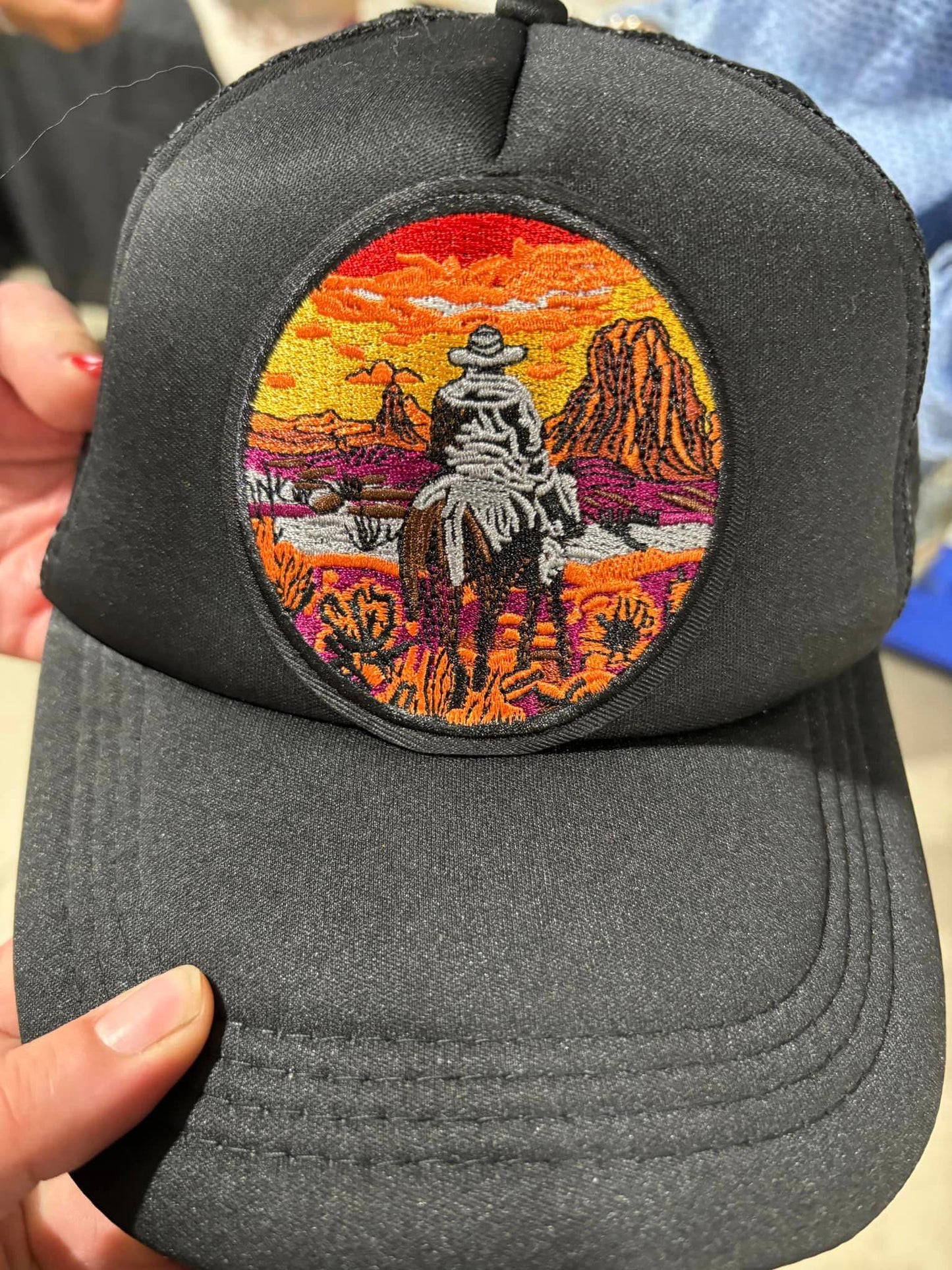 COWBOY SUNSET- TRUCKER HAT