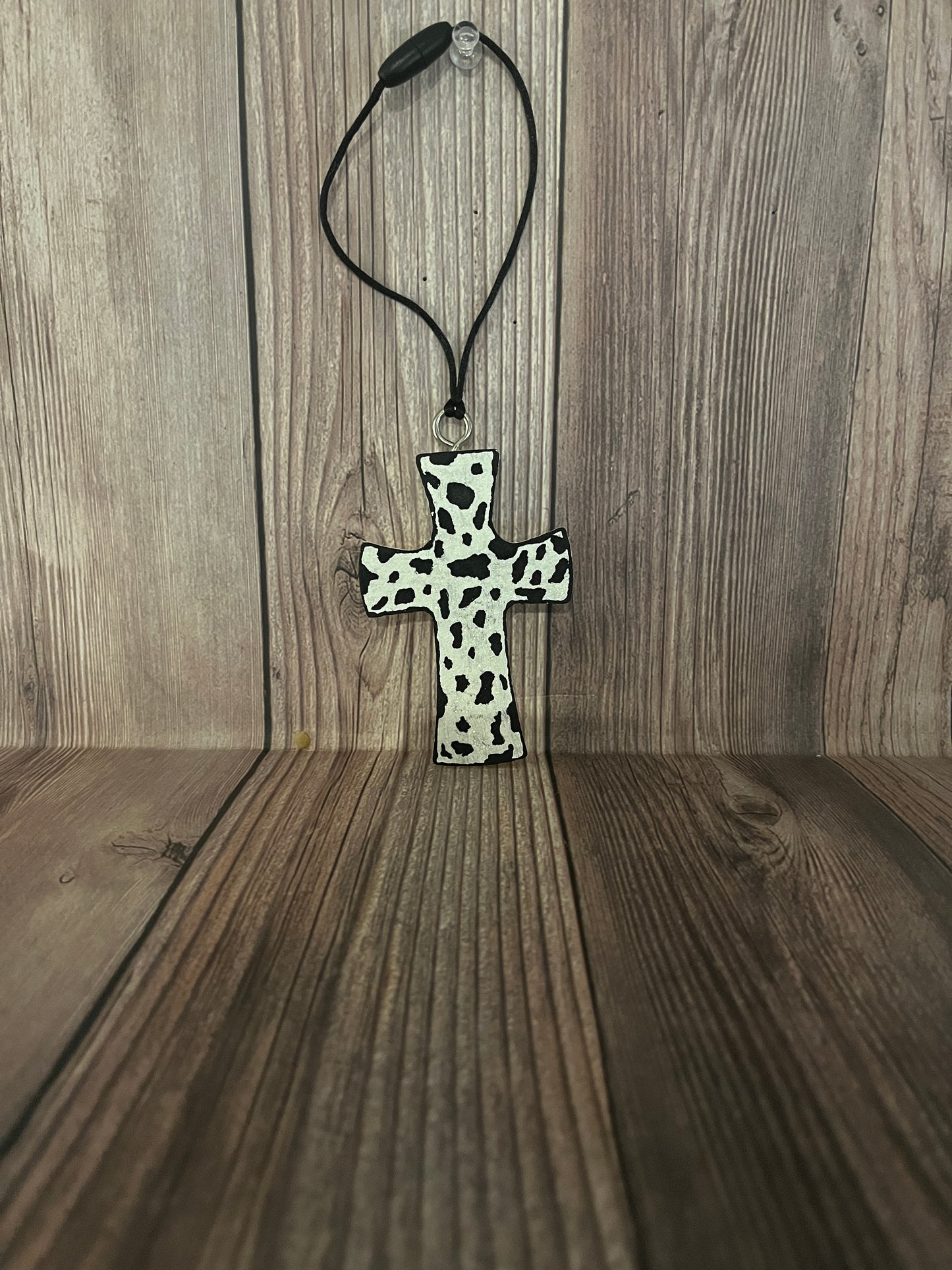 COW PRINT CROSS FRESHIE