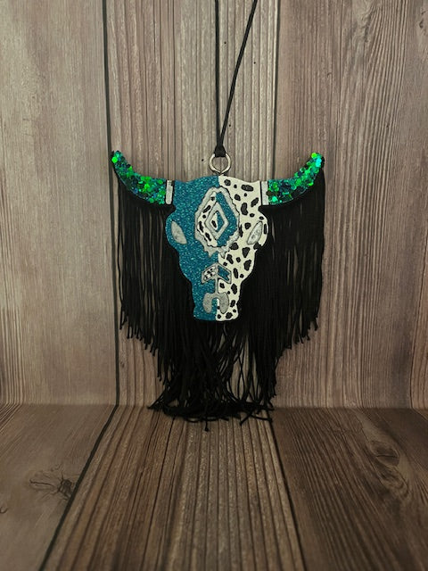 BULL WITH FRINGE FRESHIE