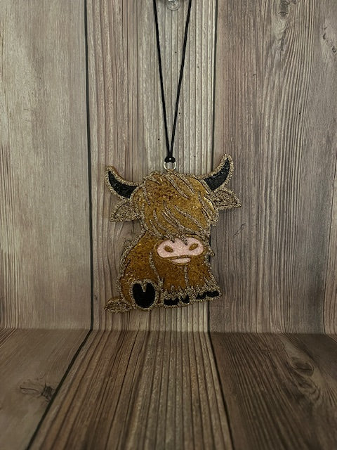 FULL HIGHLAND COW FRESHIE