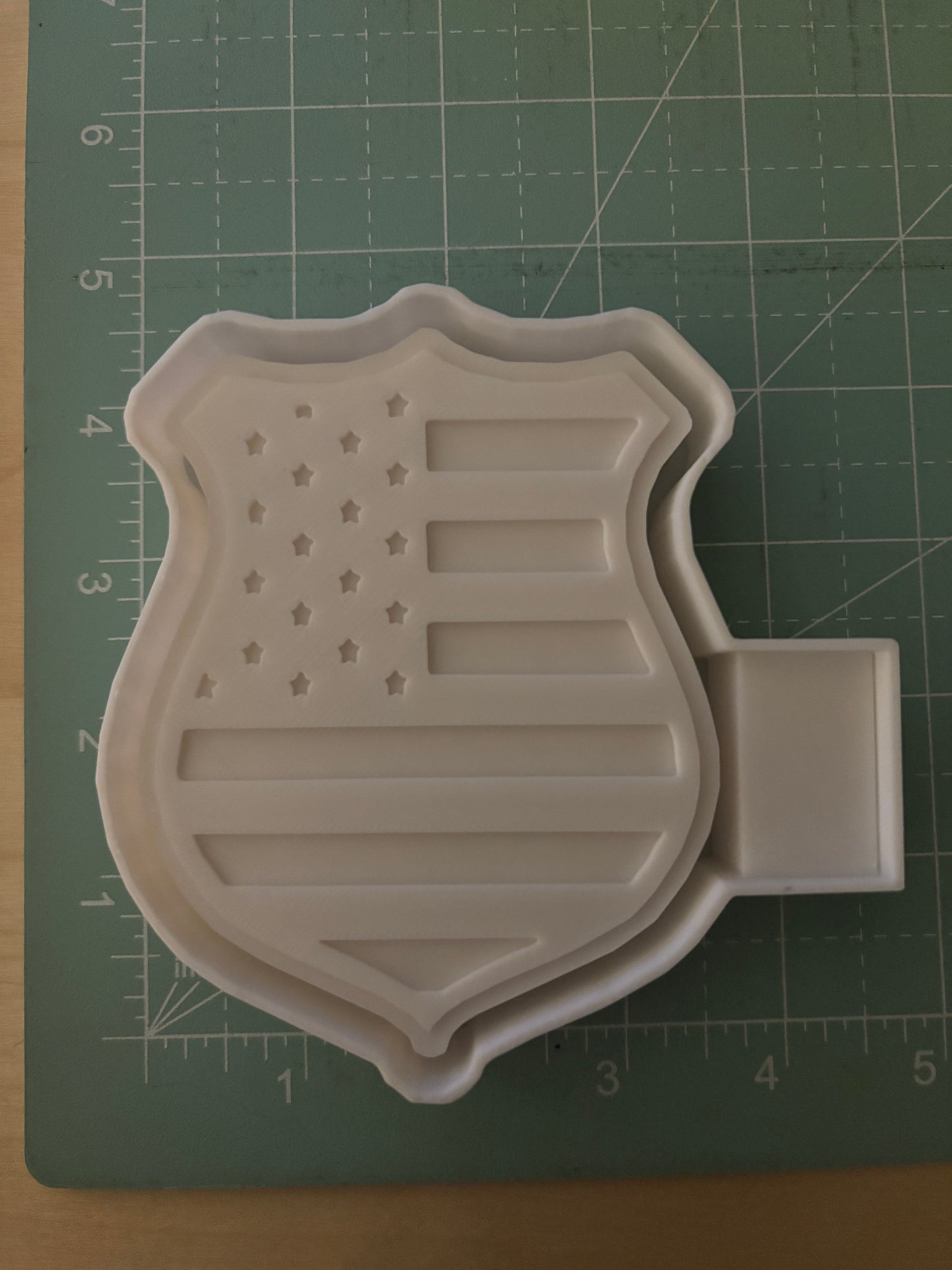 FLAG POLICE BADGE -FRESHIE MOLD