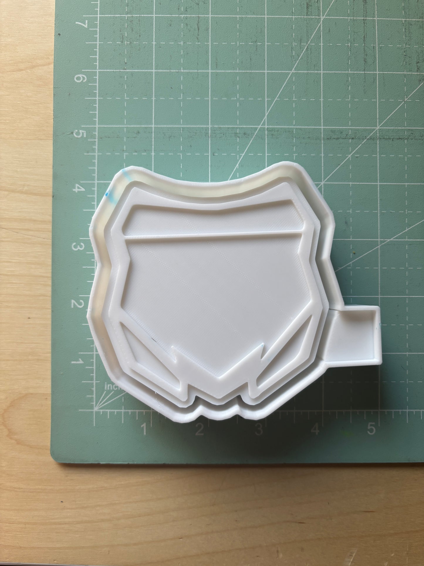 DIRT BIKE PLATE -FRESHIE MOLD