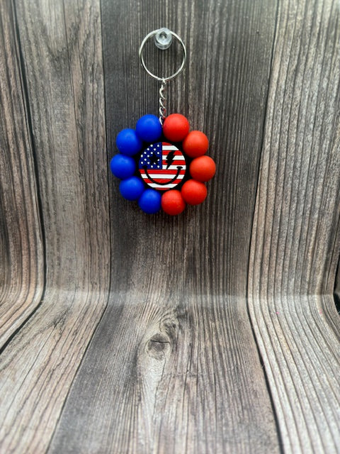 USA SMILEY FLOWER KEYCHAIN