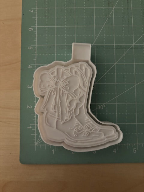 BOOTS WITH BOW -FRESHIE MOLD