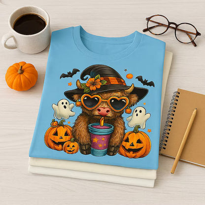 HIGHLAND COW HALLOWEEN SIPPING ON DRINK - T-SHIRT