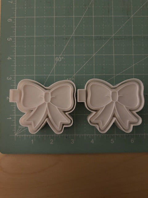 SIMPLE BOW -FRESHIE VENT MOLD