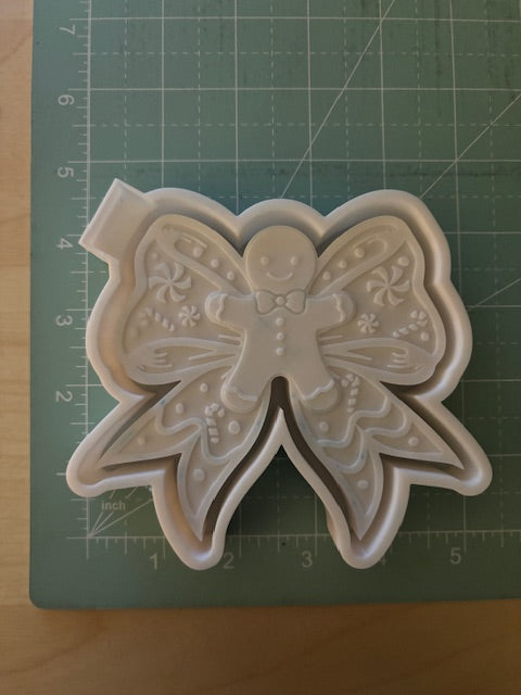 GINGERBREAD MAN BOW -FRESHIE MOLD