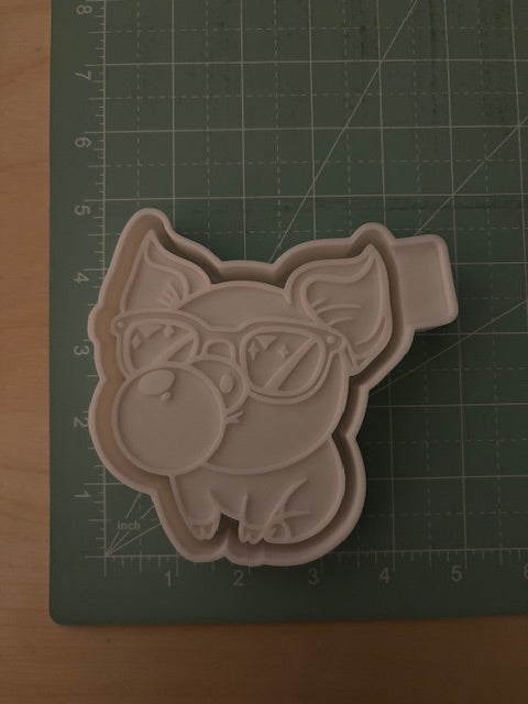 BUBBLE GUM PIG -FRESHIE MOLD