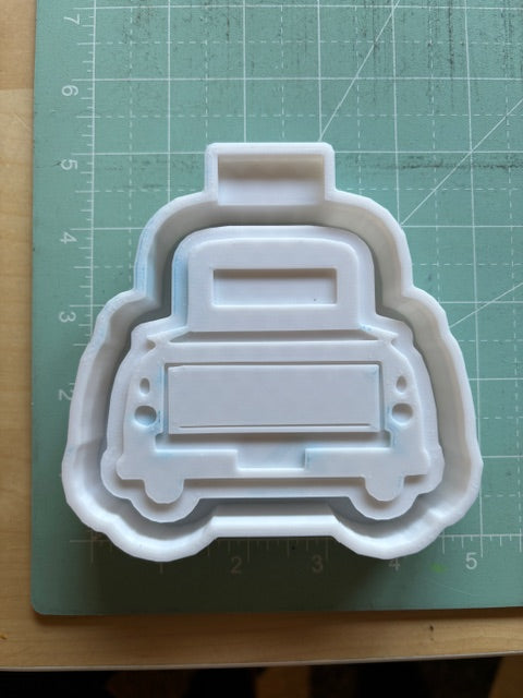 TRUCK TAILGATE- FRESHIE MOLD