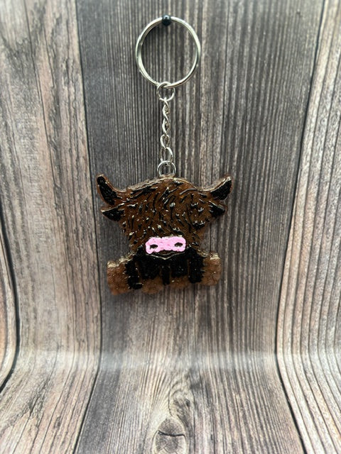 SITTING COW- FRESHIE KEYCHAIN